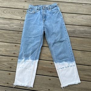Levi’s medium wash jeans with bleached ends size7r  550tm